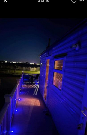 6 Berth 3 bed caravan Golden palm ML9
